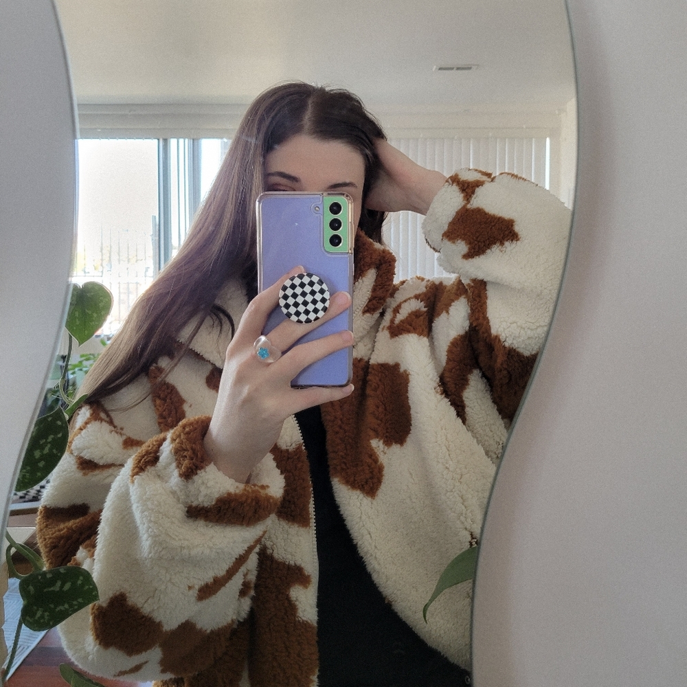 Meet your Posher, Danielle